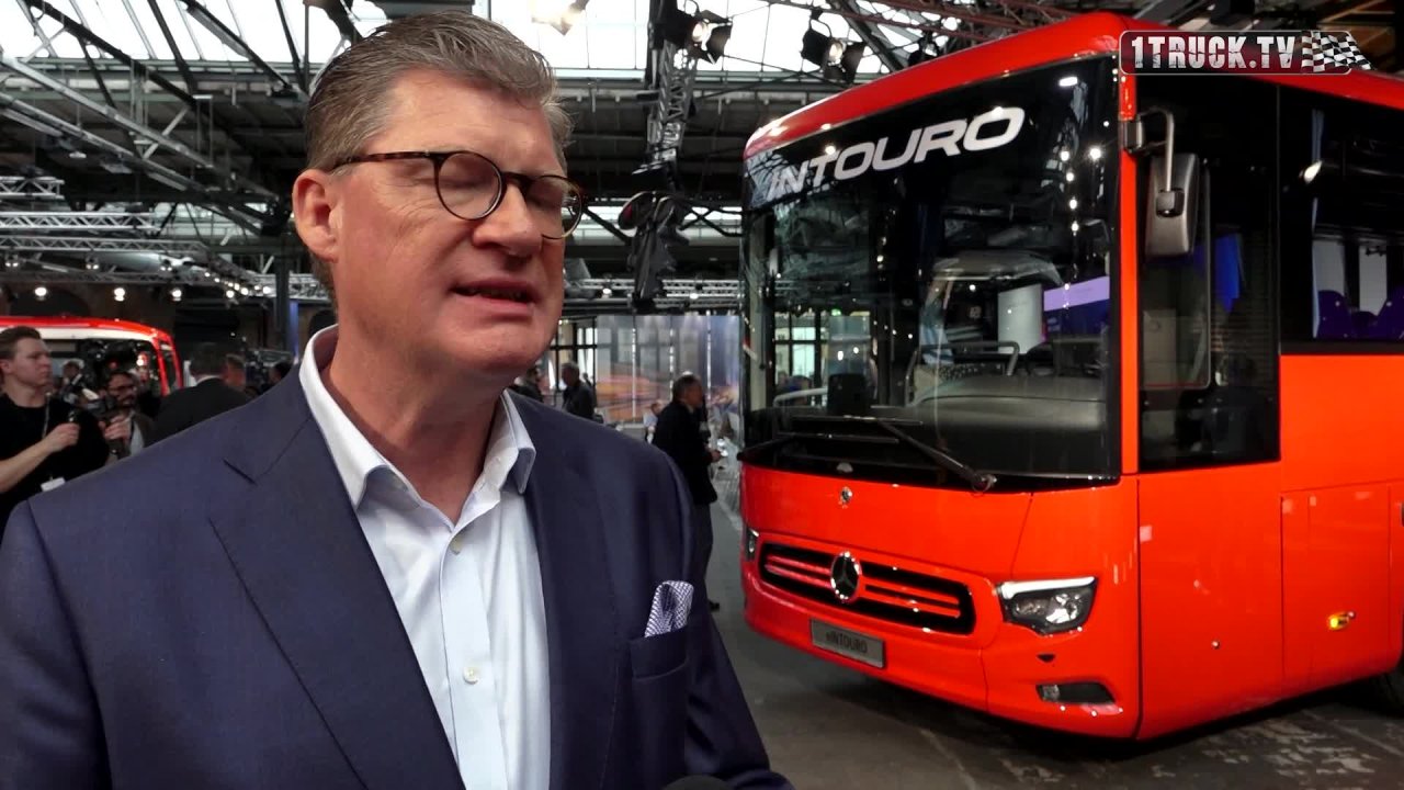 Daimler Buses elektrifiziert den Überlandverkehr